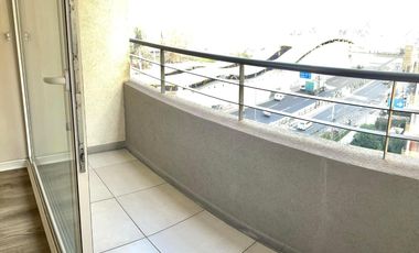 Departamento a pasos Metro Las Torres, Macul.