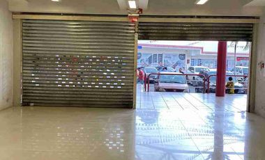 Plaza comercial via Daule 9