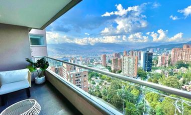 Elegancia y Vista Única Cerca a El Tesoro