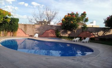 CASA EN VENTA NUEVA LOMBARDIA TERRENO EXCEDENTE $ 5,750,000
