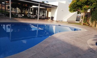 CASA EN VENTA NUEVA LOMBARDIA TERRENO EXCEDENTE $ 5,750,000