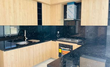 CASA EN VENTA NUEVA LOMBARDIA TERRENO EXCEDENTE $ 5,750,000