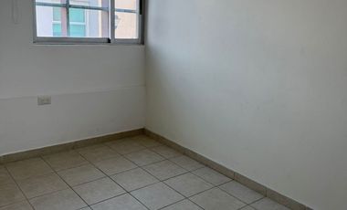 CASA EN RENTA EN FRACC VALLE REAL