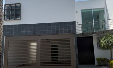 CASA EN RENTA EN FRACC VALLE REAL