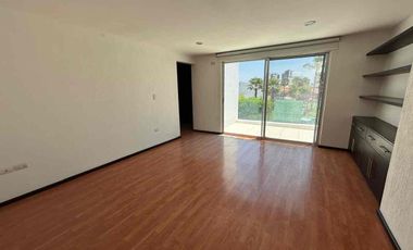 RENTA CASA LOMAS DE ANGELOPOLIS 1 / AMPLIA / JARDÍN ENORME / 4 recámaras