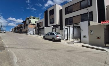 CASA INDEPENDIENTE DE 3 HABITACIONES CUENCA