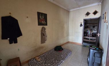Rumah di dalam Kampung Jla. Palagan km 12