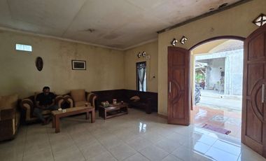 Rumah di dalam Kampung Jla. Palagan km 12