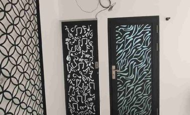 Disewakan rumah 2 BR di Wiguna Timur ,semi furnished.Rungkut Surabaya timur
