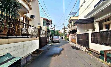Di Jual Cepat Murah Rumah Megah Full Marmer Lokasi Strategis di Rawamangu Jakarta Timur