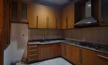 Di Jual Cepat Murah Rumah Megah Full Marmer Lokasi Strategis di Rawamangu Jakarta Timur