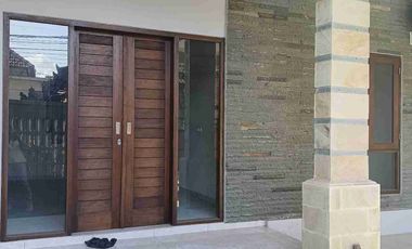 Dijual Rumah SHM 2 lantai lokasi strategis dekat pusat kota Denpasar