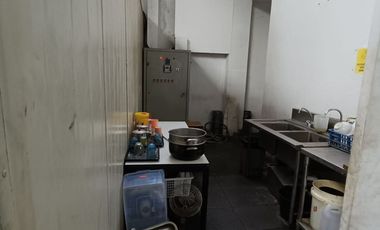 Dijual Gedung Ex Resto dan Billiard dekat Griya Yogya di Jl. Setiabudi dua arah - Bandung