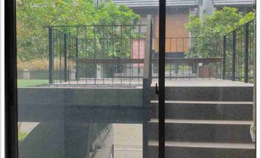Jual cepat Caelus Greenwich nempel Gading serpong ada balcony dan attic room
