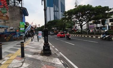 Disewakan ruko lebar 2 lantai di Margonda raya  Depok , Jawa Barat