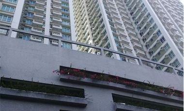 Grand Midori Makati  Big 71 sqm 2 bedroom furnished unit for rent
