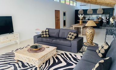 Brand New 5-Bedroom Pool Villa Near Fisherman's Village