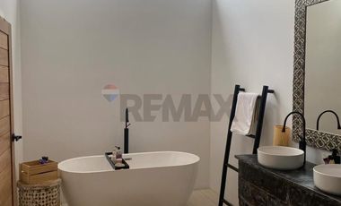 Brand New 5-Bedroom Pool Villa Near Fisherman's Village