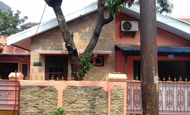 Disewakan  Rumah 2 Lantai Di Klender, Jakarta Timur