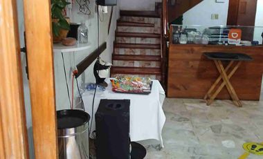 SE RENTA CASA COMO LOCAL PARA COMERCIOS