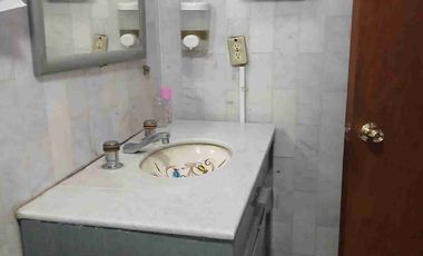 SE RENTA CASA COMO LOCAL PARA COMERCIOS
