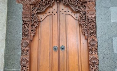 Rumah Mewah 2 Lantai Hook Taman Cipto