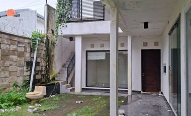 Rumah Mewah 2 Lantai Hook Taman Cipto