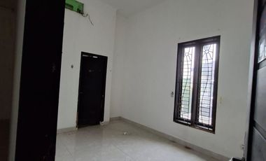 Rumah Mewah 2 Lantai Hook Taman Cipto