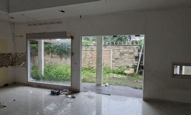 Rumah Mewah 2 Lantai Hook Taman Cipto