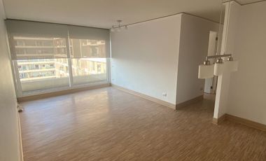 Amplio departamento 3D/2B en Macul