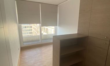 Amplio departamento 3D/2B en Macul