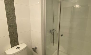 Amplio departamento 3D/2B en Macul