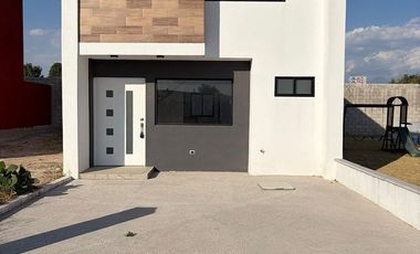 Se vende hermosa casa fracc Sierra Negra, Cuautlancingo!