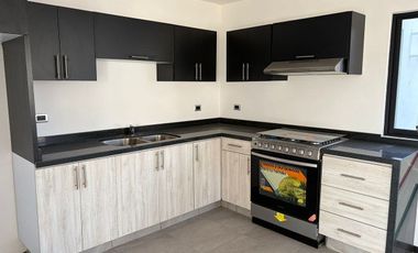 Se vende hermosa casa fracc Sierra Negra, Cuautlancingo!