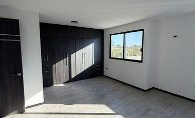Se vende hermosa casa fracc Sierra Negra, Cuautlancingo!
