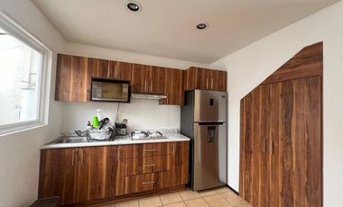 CASA AMUEBLADA EN RENTA CAÑADAS DEL BOSQUE TRES MARIAS