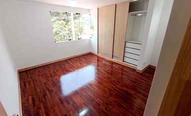 Venta de hermosa casa de ocasión en Chacarilla San Borja