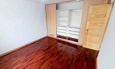 Venta de hermosa casa de ocasión en Chacarilla San Borja