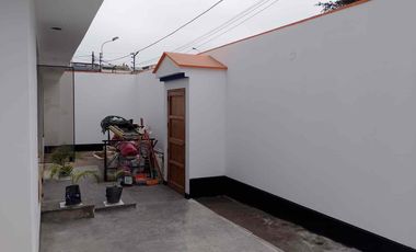 Venta de hermosa casa de ocasión en Chacarilla San Borja