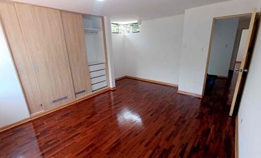 Venta de hermosa casa de ocasión en Chacarilla San Borja