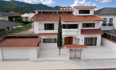 Alquiler de Casa en Puerto Azul