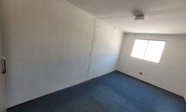 Se vende amplia casa, a 10 minutos caminando, Metro y Hospital Sotero del Rio