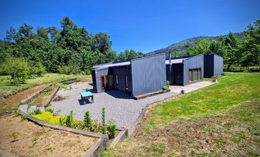 Arriendo de Verano en Lago Ranco: Casa con Acceso a Playa en Condominio, Futrono