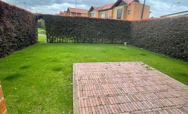 ARRIENDO CASA HACIENDA FONTANAR -CHIA