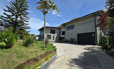 FINCA EN SAN VICENTE – VEREDA EL POTRERO