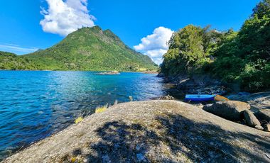Arriendo Temporada de Verano 2027, Arquitectura de Autor y Absoluta Privacidad en Illahuape, Lago Ranco