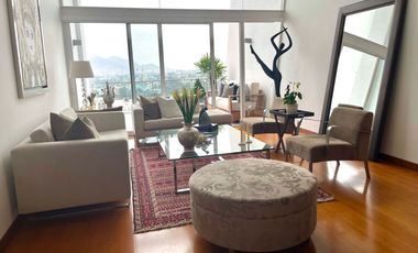 Exclusivo dúplex con vista privilegiada al Golf