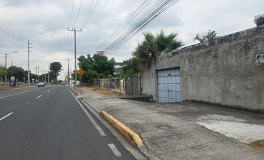 Via a la Costa, renta de terreno de 2080 m2