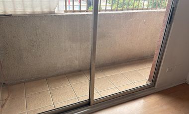 EXCELENTE OPORTUNIDAD EN QUINTA NORMAL | 3 DORMITORIOS, BALCÓN Y PISCINA EN UBICACIÓN ESTRATÉGICA
