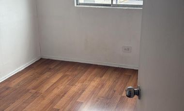 EXCELENTE OPORTUNIDAD EN QUINTA NORMAL | 3 DORMITORIOS, BALCÓN Y PISCINA EN UBICACIÓN ESTRATÉGICA